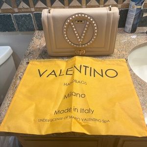 Valentino handbag light pink  brand new